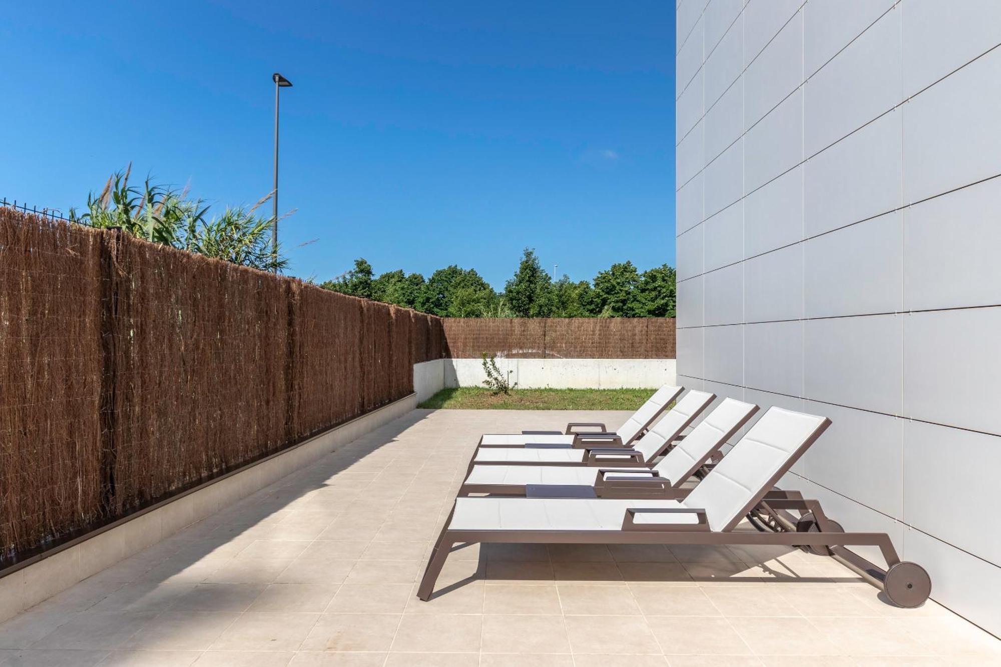 Akomodat En Precioso Y Moderno Con Jardin Y Parking Getxo Eksteriør bilde